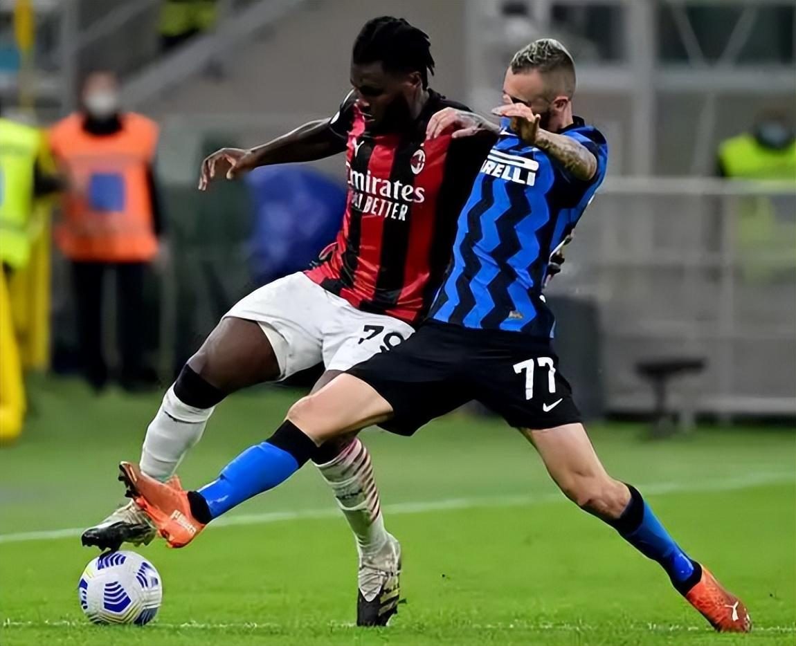 荷甲赛程吃紧，国际米兰今晚远射贴柱，信心回归，临场指挥获称赞(国际米兰最新比赛消息)-lol竞猜