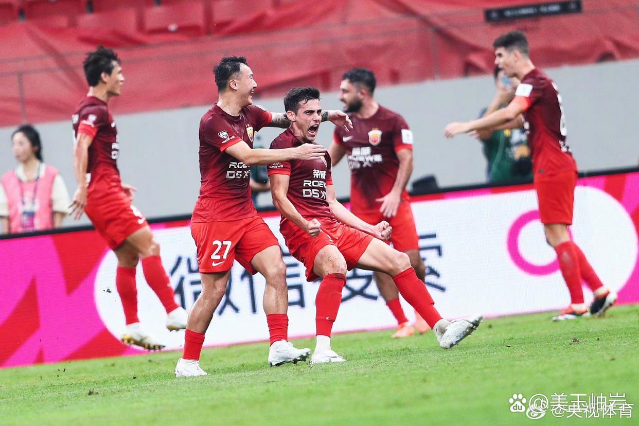 今晚体能课后；上海海港队长鼓劲备战足总杯；震撼外界；数据趋势出现新变化(海哥量地球所有视频)-lol竞猜